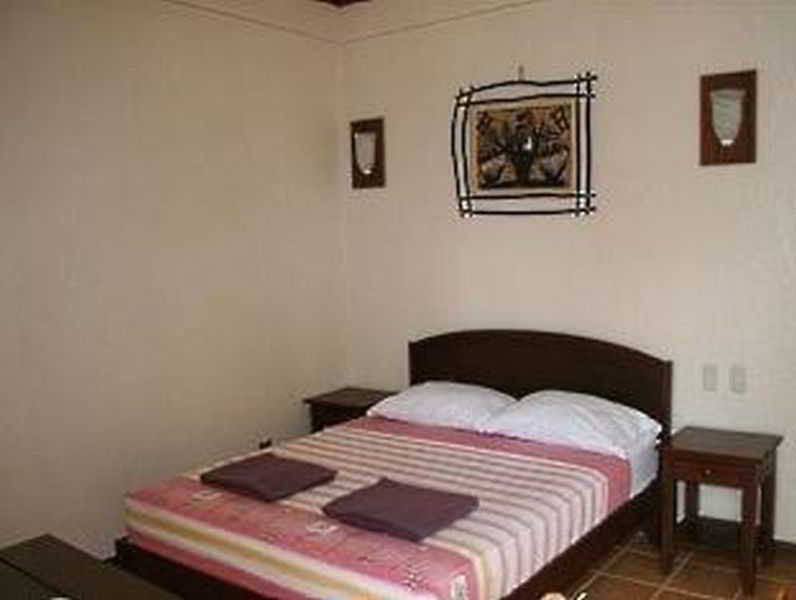 Manoc-Manoc Cocoloco Beach Resort מראה חיצוני תמונה